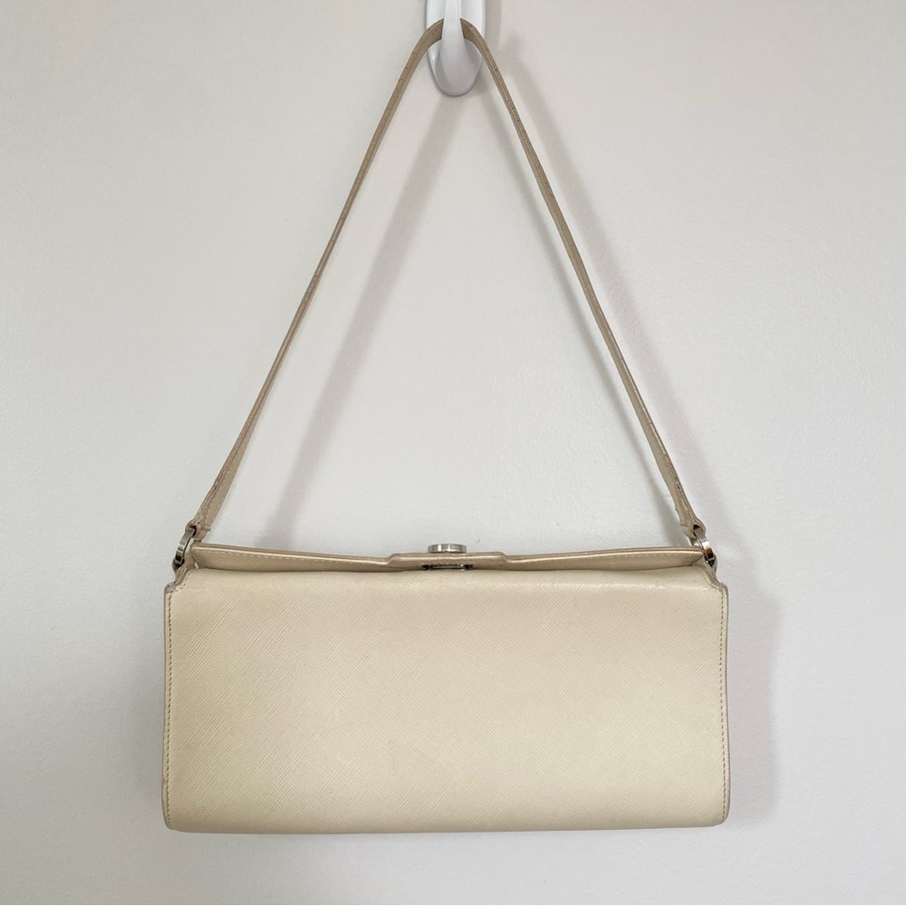 Vintage Salvatore Ferragamo Leather Handbag Shoulder Bag Cream Gancini Italy